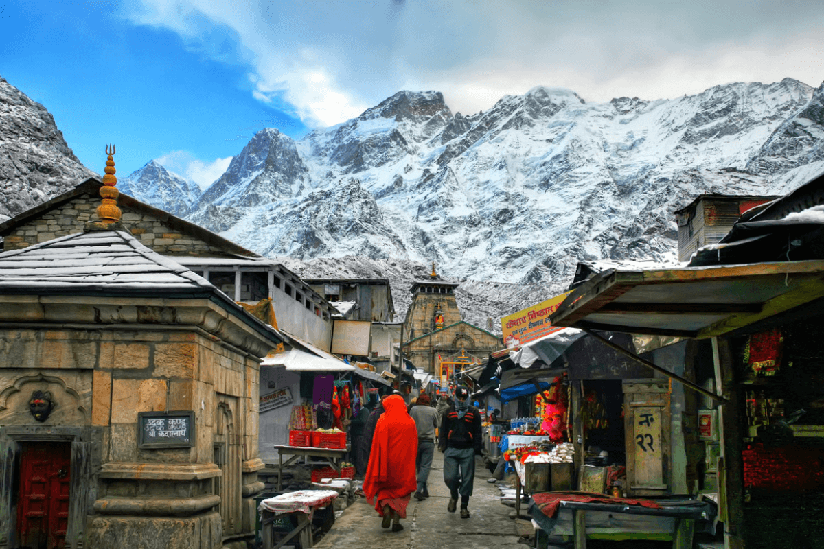 Kedarnath Trek 2025 – The Complete Guide to Uttarakhand’s Sacred Mountain Journey