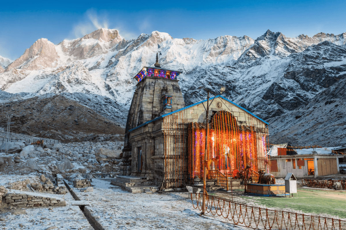 Kedarnath Trek 2025 – The Complete Guide to Uttarakhand’s Sacred Mountain Journey